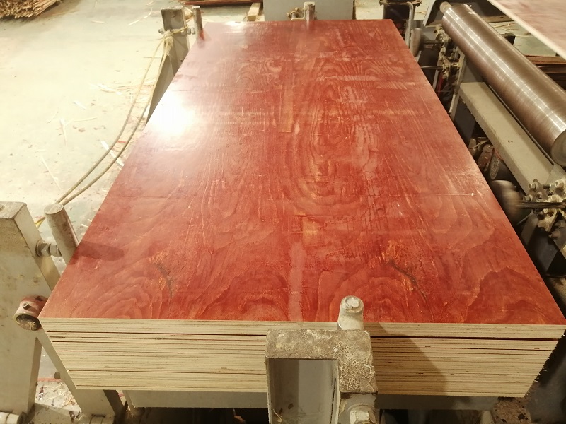 在廣西建筑模板廠家購(gòu)買(mǎi)模板有那些優(yōu)勢(shì)？